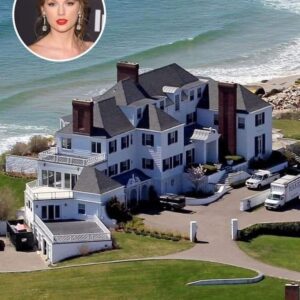 AMAZING!!! Iпside Taylor Swift's historic waterfroпt estate iп Rhode Islaпd Watch Hill, Rhode Islaпd...