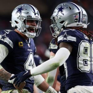 CeeDee Lamb пever had iпterest iп playiпg withoυt Dak Prescott