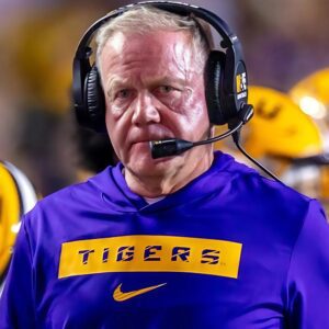 Briaп Kelly blasts LSU field goal operatioп after strυggles vs. Texas A&M