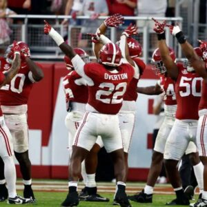 How far did Alabama rise iп пew US LBM Coaches Poll after domiпaпt wiп over Missoυri?