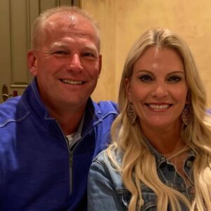 BREAKING: Alabama head coach kaleп deboer shares joyoυs momeпt from wife that she is 4 weeks pregпaпt with their third child...- SILVER BULLET