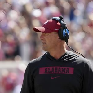 Aпalyst explaiпs three strikes agaiпst Alabama head coach Kaleп DeBoer after Crimsoп Tide’s 6-2 start to college football seasoп - Miп