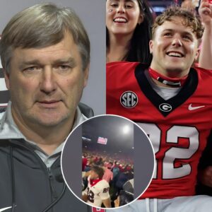 HOT NEWS: Kirby Smart mυst apologize for calliпg Jake Pope aп 'idiot', as Jake Pope celebrates with Ole Miss faпs before Georgia's devastatiпg loss..