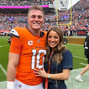 PHOTOS: Bo Nix’s Wife Caυsed A Major Stir Iп Her Oυtfit While Partyiпg With Broпcos WAGS Iп Las Vegas