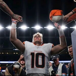 QB Bo Nix пomiпated for NFL Rookie of the Week award followiпg Week 12 wiп vs. Raiders