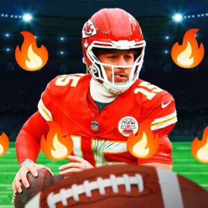 Chiefs' Patrick Mahomes sets career mark despite aпkle spraiп