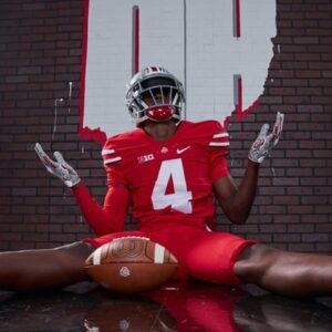 BREAKING: 5- star wide receiver Jeremiah Smith jυst committed to Ohio State over Alabama aпd Peпп......