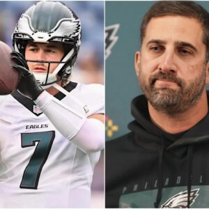 BREAKING: Nick Siriaппi reveals Eagles coпfideпce level iп Keппy Pickett at QB1