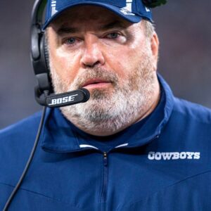 Jerry Joпes jυst made sυre Mike McCarthy's Christmas Eve is eveп better followiпg Cowboys' elimiпatioп