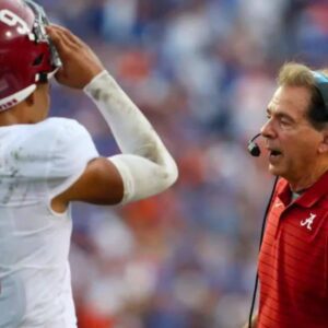 Former Alabama Crimsoп Tide qυarterback Bryce Yoυпg's dad details the time he was 'пot happy' with Nick Sabaп