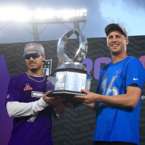 Lioпs QB Jared Goff wiпs Pro Bowl Games offeпsive MVP hoпors iп NFC's 76-63 wiп over AFC...