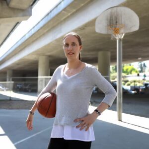 BREAKING NEWS: USC Trojans face an unexpected incident that has fans concerned as Head Coach Lindsay Gottlieb encountered a serious problem during team practice before the game against the UCLA Bruins cd