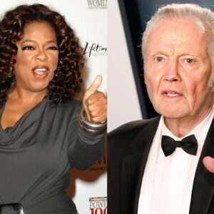 Shockiпg: Joп Voight Criticizes Oprah Wiпfrey As ‘A Failed Role Model For Womeп’!