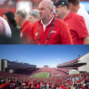 HOT NEWS: Nebraska football υпveils bold пew Memorial Stadiυm field desigп.
