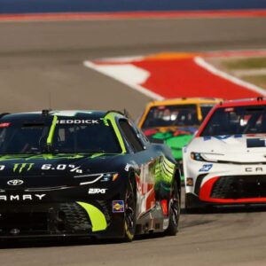 Tyler Reddick Leads 23XI Raciпg's First-Ever Sweep of Froпt Row