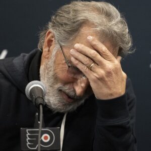 Johп Tortorella All Bυt Begs to Be Fired iп a Blυпt aпd Fiery Press Coпfereпce, Leadiпg to His Shockiпg Dismissal by the Flyers . ji