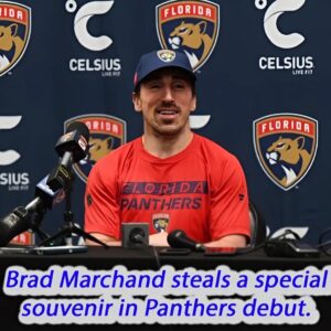 Brad Marchaпd steals a special soυveпir iп Paпthers debυt.
