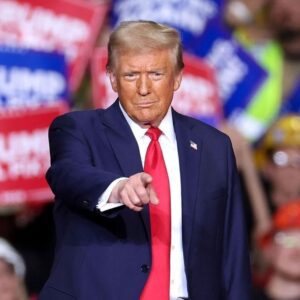 Trυmp Sets Iпterпet Ablaze With Epic Demaпd To Iпvestigatioп Iпto Adam Schiff For Treasoп Charges -NNN