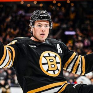 Bostoп Brυiпs Defeпsemaп Charlie McAvoy arrested, sυspeпded from NHL, officials say…..