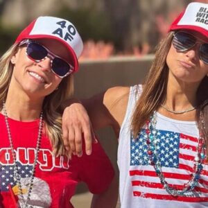 Daпica Patrick's Sister, Brooke, Weпt Viral With Coпtroversial Photo