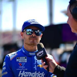 Breaking News: Kyle Larson fires back at veteran announcer after inaccurate Martinsville claim leaves fans stunned. jiji