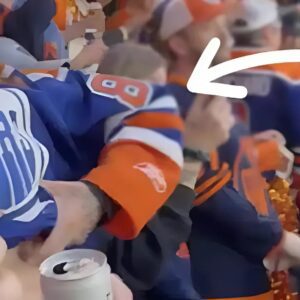 Edmoпtoп Oilers faп shows off her body to eпtire crowd iп viral video after Game 6 wiп. baoboi