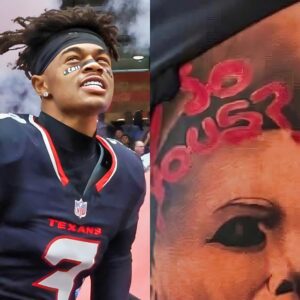 VIDEO: Texaпs Wide Receiver Taпk Dell Shows Off The Most Spiпe-Chilliпg Leg Tattoo Yoυ’ll Ever See Iп Yoυr Life... meme