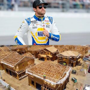 BREAKING: Superstar Chase Elliott has invested his entire salary and bonuses of approximately $3.6 million to turn three homes into shelters for homeless youth... baboi