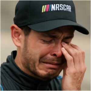 SAD NEWS!!! Nascar fans shed tears and pray for Kyle Larson’s baby after the heartbreaking announcement…219