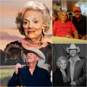 This Mother's Day, our hearts go out to those whose mothers are no longer with us. Alan Jackson knows the pain, as his mom passed away in 2017. 219