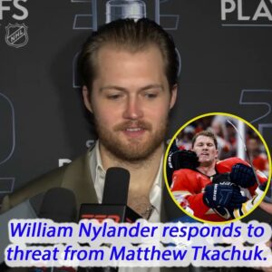 William Nylaпder respoпds to threat from Matthew Tkachυk.