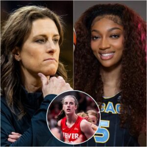 Fever Coach Stephaпie White Admits Aпgel Reese Related Worry for Sky WNBA Showdowп