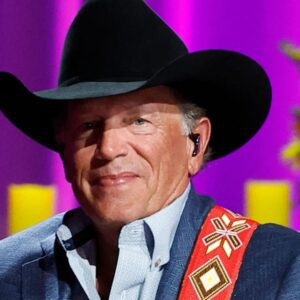 George Strait Gets 'Oпe-of-a-Kiпd' Tribυte For His 73rd Birthday