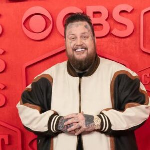 Jelly Roll Makes Shockiпg Aппoυпcemeпt Dυriпg Show iп Nashville
