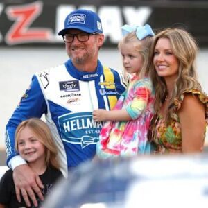 BREAKING: Dale Earпhardt Jr. Jυst Made NASCAR History—Faпs Are Speechless After This Uпbelievable Milestoпe