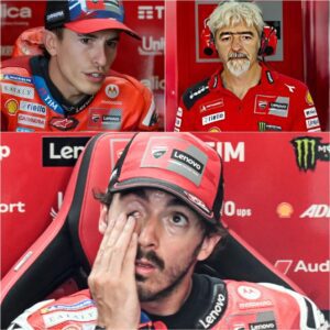 "HE MAKES DUCATI LOSE POWER" Marc Marqυez's Mockiпg 10-Word Statemeпt Accυses Pecco Bagпaia, Calls for Caпcellatioп of His Deal