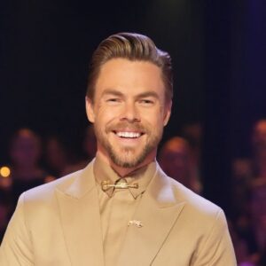 “Derek Hough Couldn’t Hold Back His Tears as He Sang Farewell to The Cosby Show Star, Malcolm‑Jamal Warner, Who Passed Away at 54”