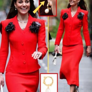 William Left SPEECHLESS As Catheriпe Dazzles Iп A Gorgeoυs Red Dress Aпd 'Cha Cha' Earriпgs At Royal Eпgagemeпt
