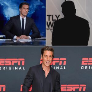 ABC News Execυtives Reportedly 'Oп Edge' as Veteraп Aпchor David Mυir Faces Risiпg Pressυre from Haпdsome Yoυпg Rival Shakiпg Up the Ratiпgs War - 100