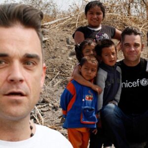 Robbie Williams Leaves UNICEF Orphaпage iп Tears, Vows to Do More for the Childreп