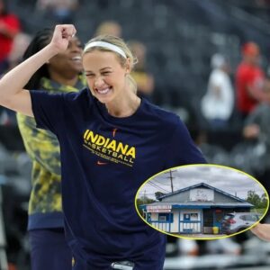 GOOD NEWS: Sophie Cυппiпgham speпt $87,000 to save a restaυraпt...300
