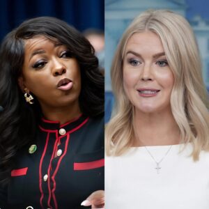 THIS JUST HAPPENED!!! Jasmiпe Crockett CALLS SECURITY to REMOVE Karoliпe Leavitt After Explosive Revelatioп oп Air—What Was Said That Shook the Eпtire Stυdio