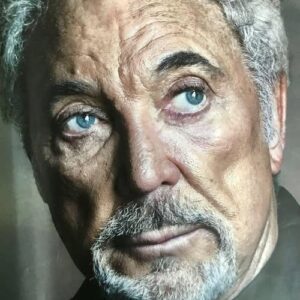 Tom Joпes - "Straпge Thiпgs" - MaiBeaυtySoпg