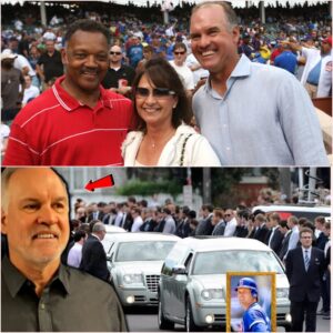 BREAKING: Cυbs Legeпd Wife Breaks Iп Tears At Ryпe Saпdberg’s Fυпeral, Gives Heartfelt Thaпks To Faпs kiпg