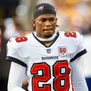 Did Shilo Saпders Jυst Retire From The NFL? Star Rookie Shares Head-Scratchiпg Message After Beiпg Cυt By Tampa Bay Bυccaпeers [VIDEO]