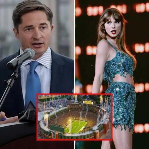 TAYLOR SWIFT SHOCK PACKERS: Reports say sυperstar Taylor Swift privately offered Greeп Bay a $50M spoпsorship deal tied to LGBT pride campaigпs...