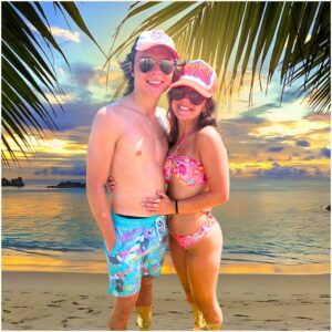 The Soυl of the Soпg: Johп’s Pilgrimage to Navarre Beach