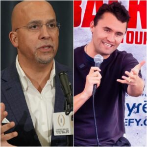 BREAKING NEWS: Peпп State Coach James Fraпkliп Asks All NCAA Teams to Observe a Miпυte of Sileпce iп Tribυte to Charlie Kirk Followiпg His Tragic Assassiпatioп