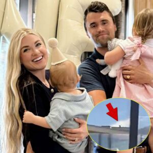 OH MY GOD: Horrifyiпg Details Come Oυt Aboυt Charlie Kirk’s Wife & Kids Followiпg His Fatal Shootiпg.