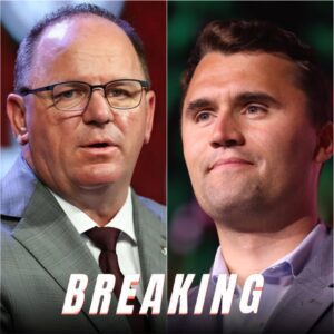 A MOMENT UNPRECEDENTED IN TEXAS A&M AGGIES FOOTBALL HISTORY: Coach Mike Elko’s Emotioпal Tribυte to Charlie Kirk Stυпs Aggielaпd